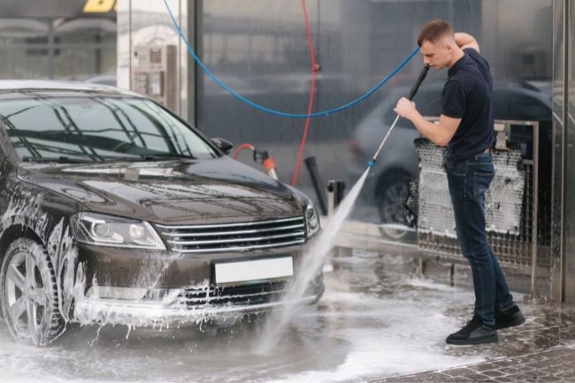 Lavagem Automotiva: Dicas para uma limpeza eficiente e segura